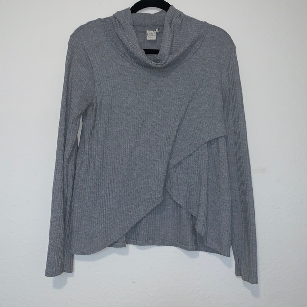Paper Crane Sweater Women's Medium Gray High to Low M Turtle Neck